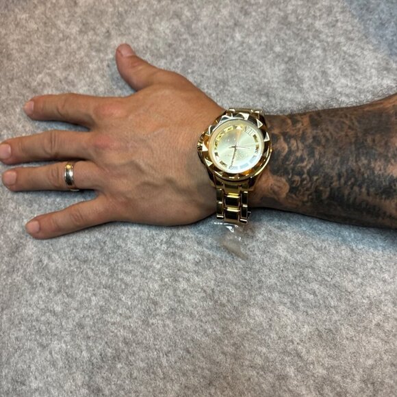 ✨ NWOT - Karl Lagerfeld Karl7 Yellow Gold-Tone 44mm Men’s Watch (Model KL1019) ✨ - Picture 2 of 12